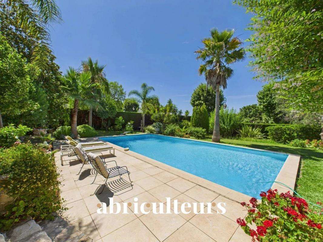 Maison à LA COLLE-SUR-LOUP