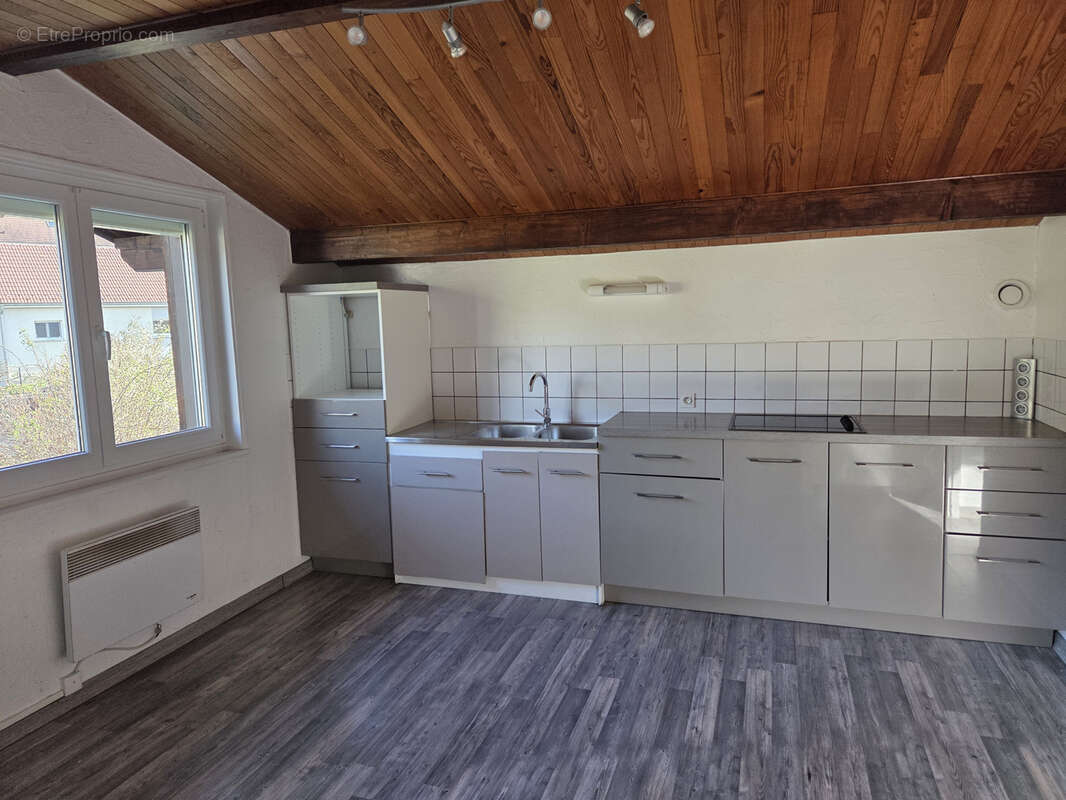 Appartement à GRANGES-NARBOZ