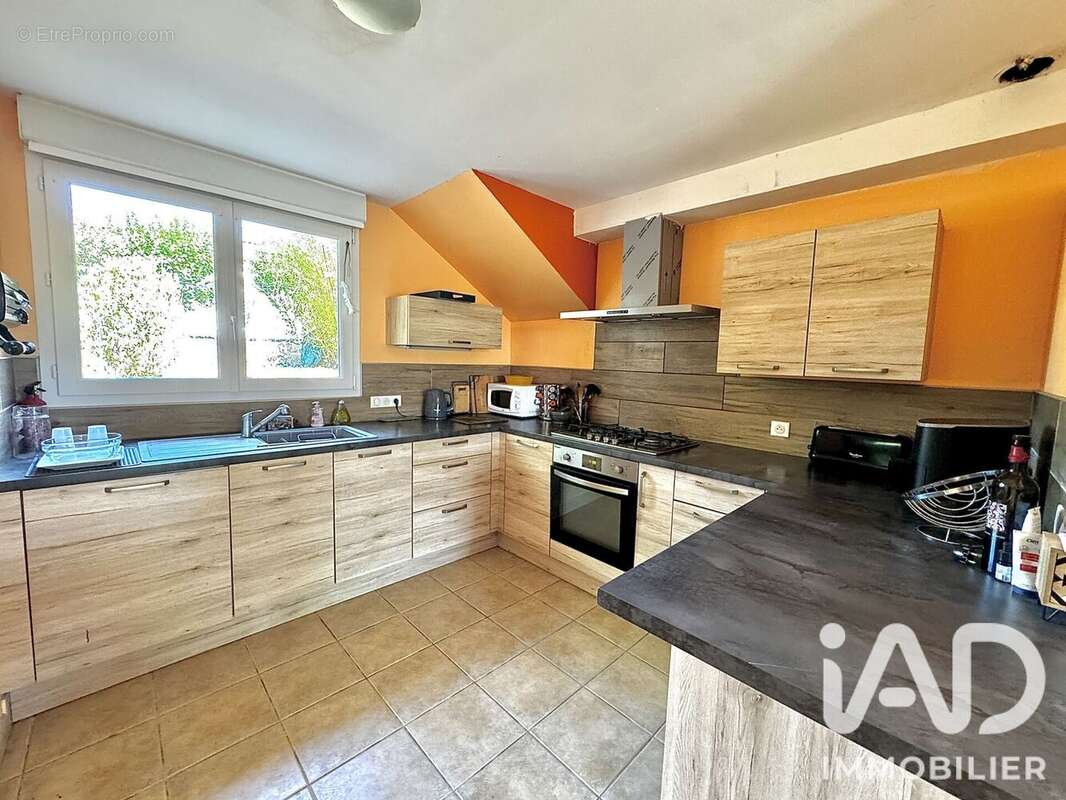 Maison 112 m² à Sauzet  - photo 4