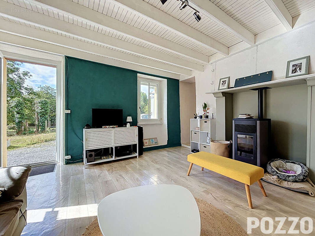 MARIGNY - Propriété de charme de 90 m² habitable dans un écrin de verdure de plus de 9 000 m² - photo 3