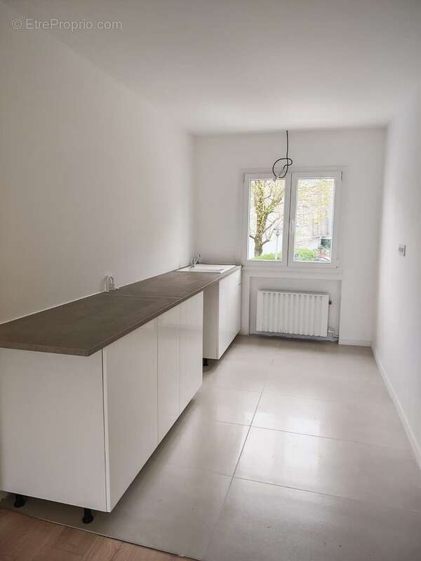 Maison à SURVILLIERS