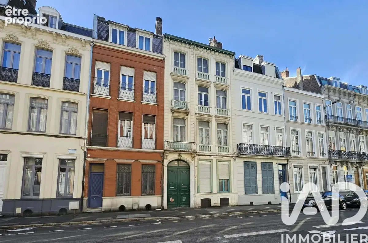 Appartement 442 m² · à Lille · 442 m² · 470 000 €