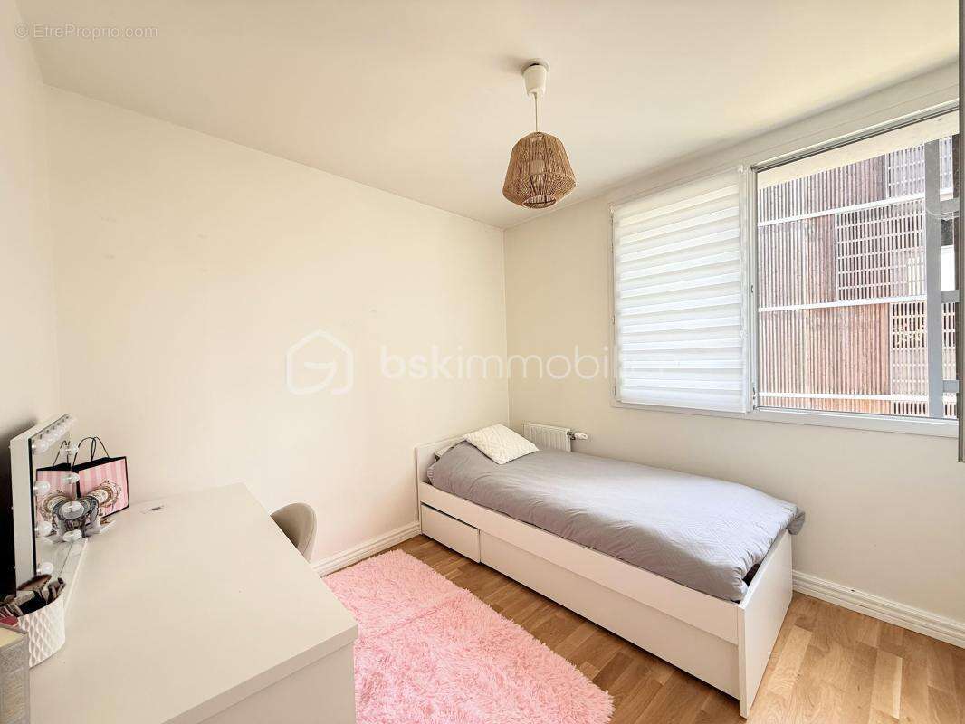 Appartement à COLOMBES
