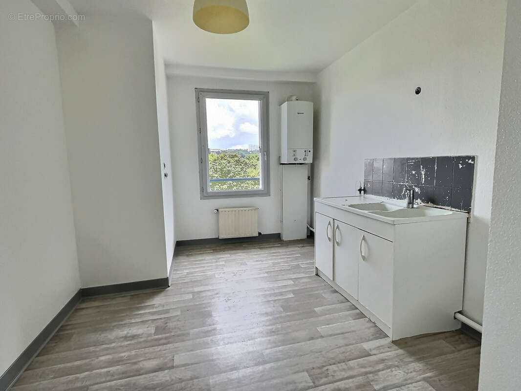 Appartement à LYON-9E