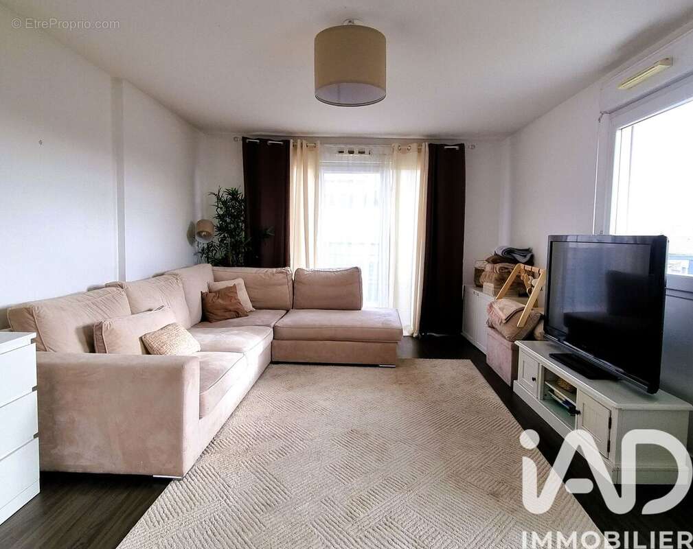 Photo 3 - Appartement à ELANCOURT