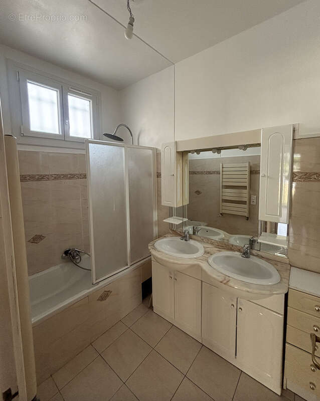 Appartement à BEAULIEU-SUR-MER