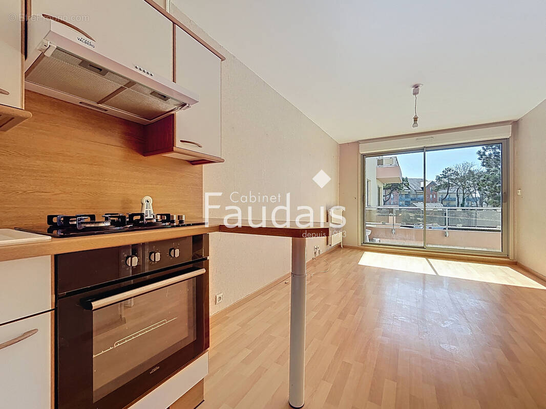 Appartement à GRANDCAMP-MAISY