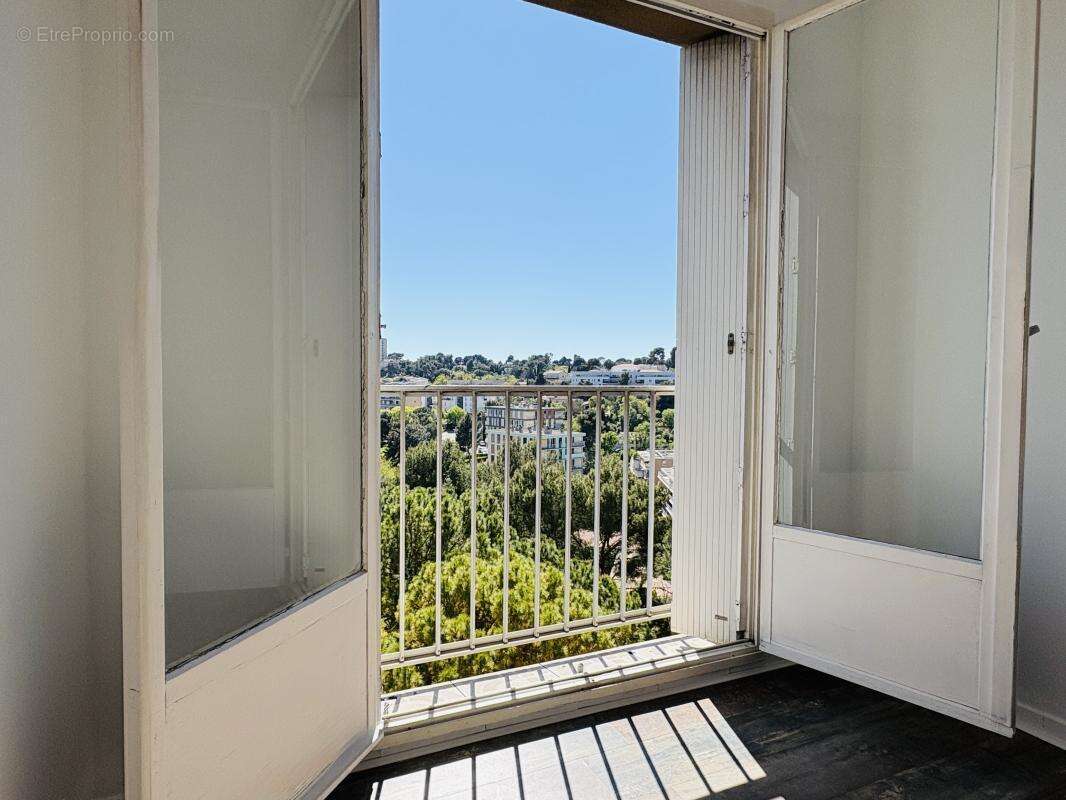 Appartement à MARSEILLE-13E