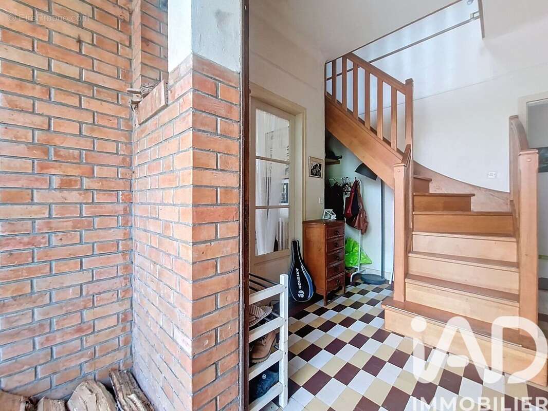 Photo 2 - Maison à SAINT-FARGEAU-PONTHIERRY