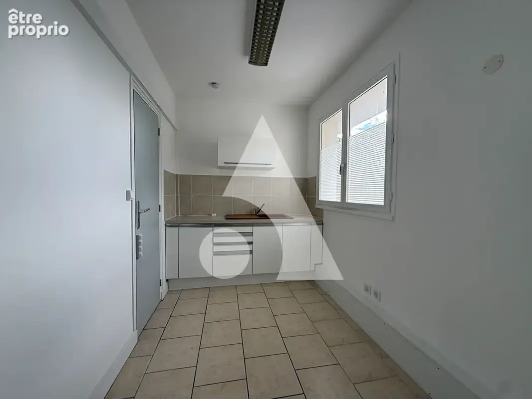 Local commercial Evreux 85 m2 - photo 3