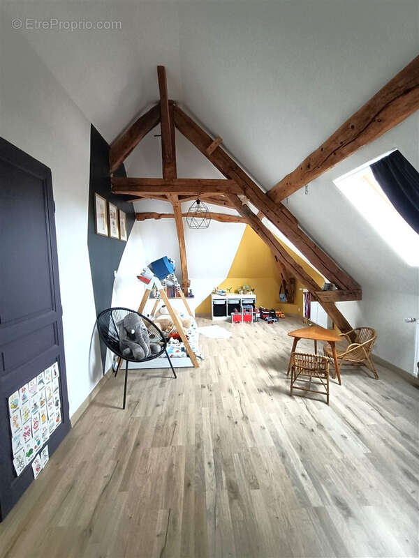 Maison à BREZOLLES
