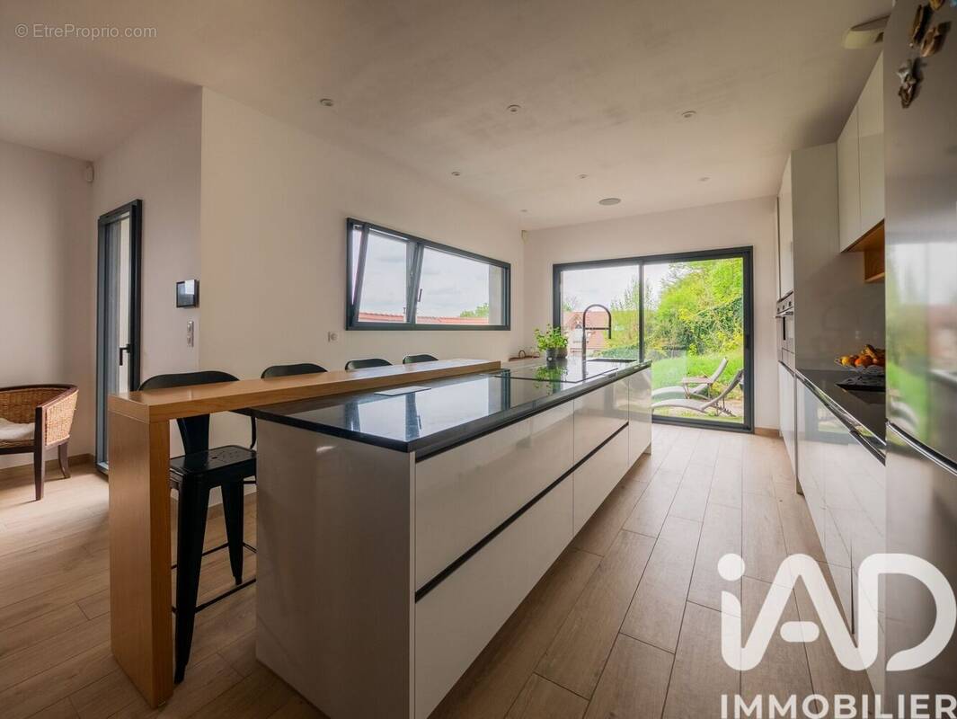 Photo 1 - Maison à CREGY-LES-MEAUX