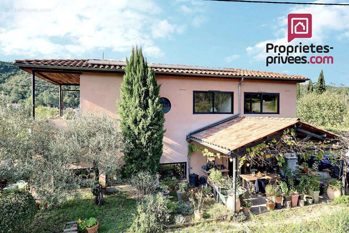 Maison à SAINT-AMBROIX