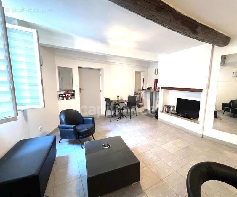 Appartement à FORCALQUIER