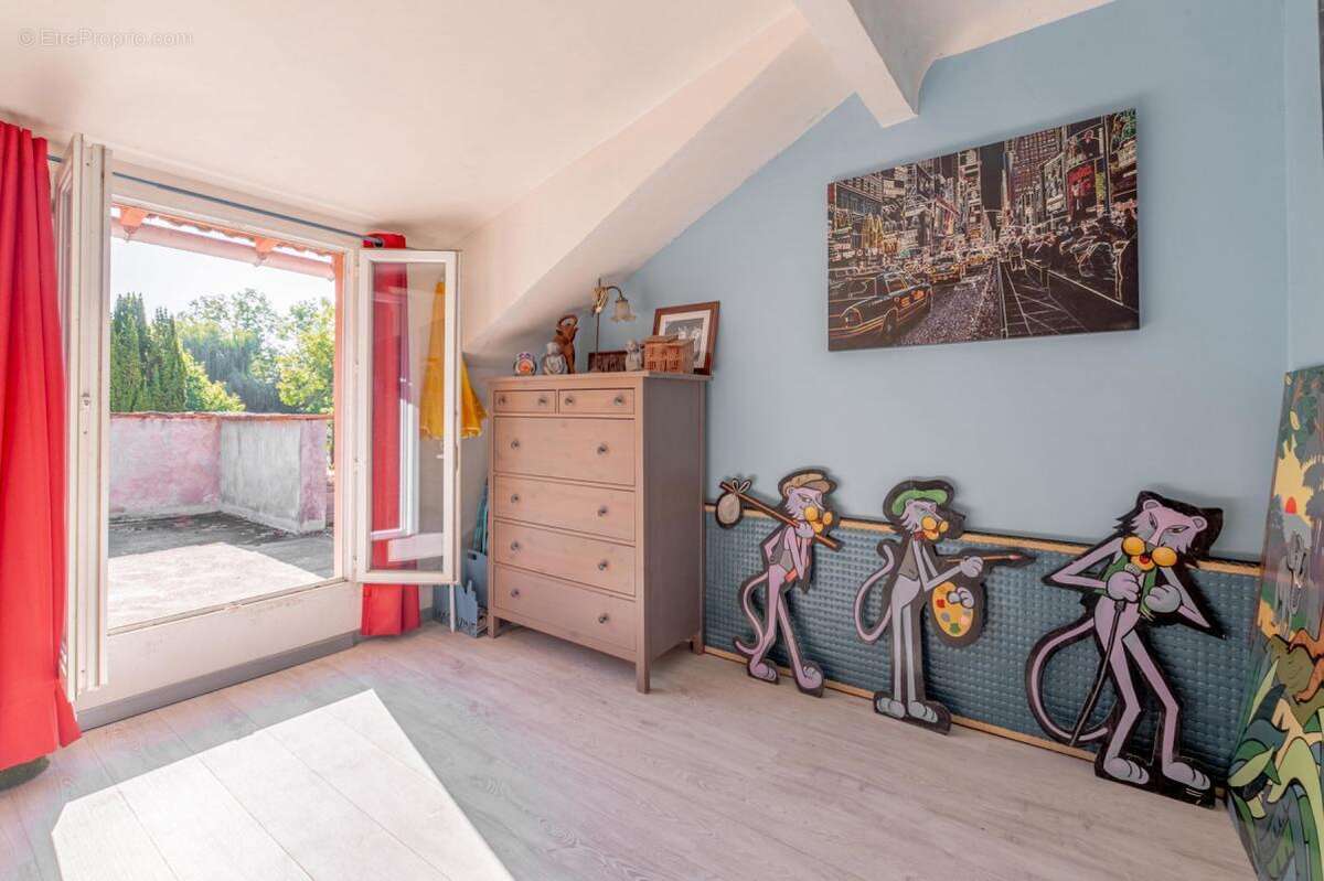 Maison à SOISY-SUR-SEINE