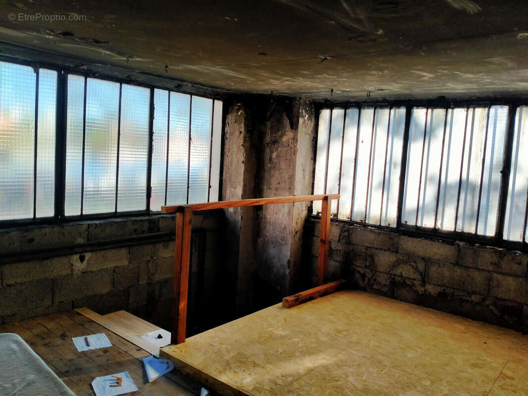 Garage avec espace stockage en mezzanine - photo 4