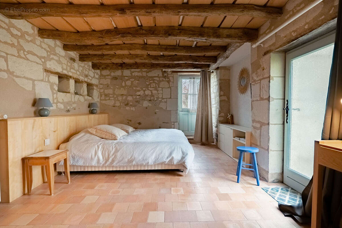 Maison à BRISSAC-QUINCE