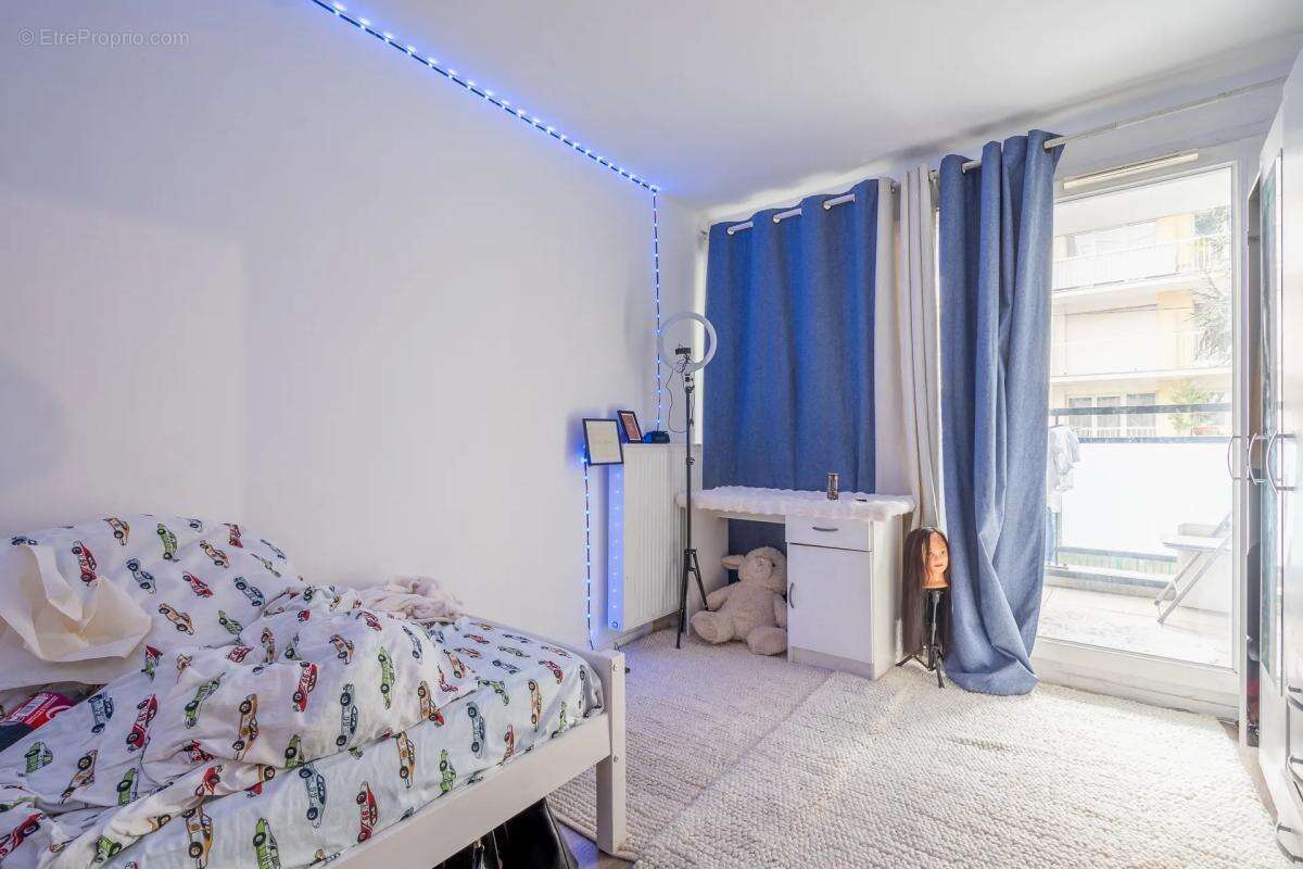 Appartement à BONDY