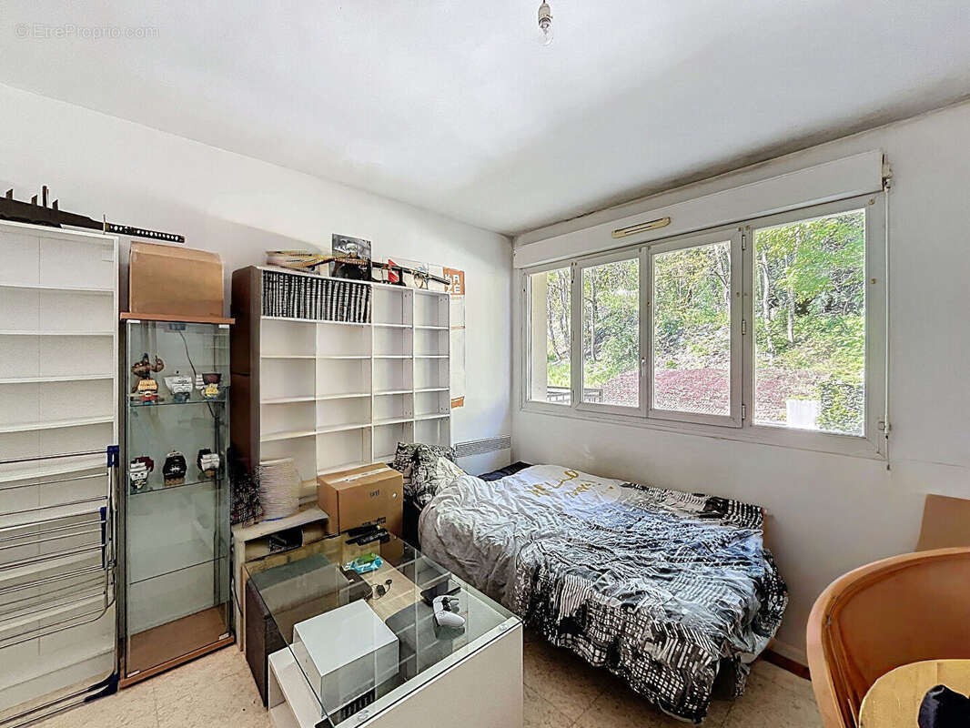 Appartement à CORBEIL-ESSONNES