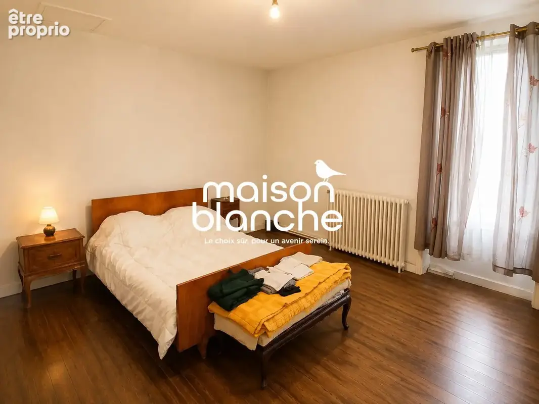 Appartement 255 m² à vendre à Parthenay (79200) - photo 4