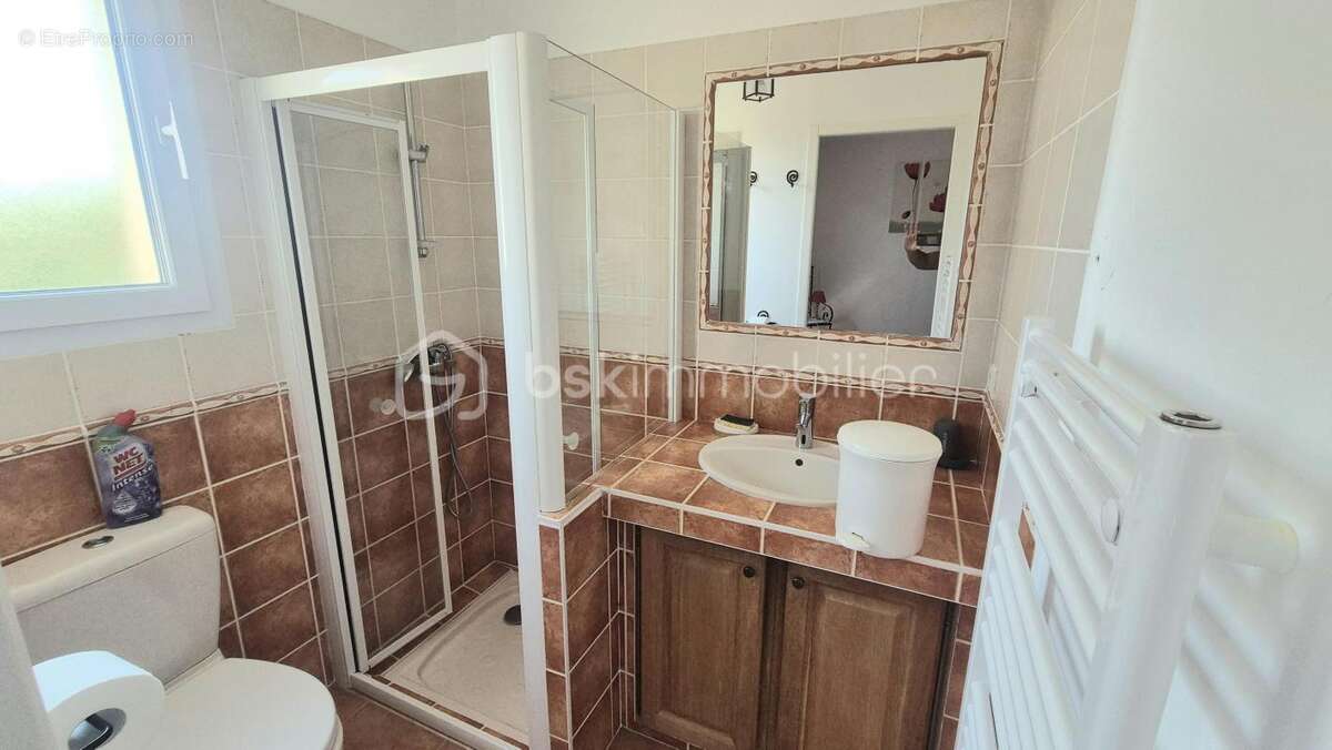 Maison à SAINT-SATURNIN-LES-APT