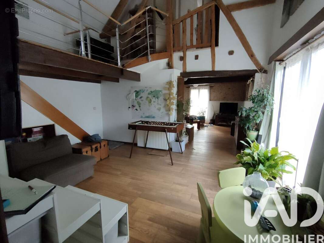 Photo 2 - Maison à RADEPONT