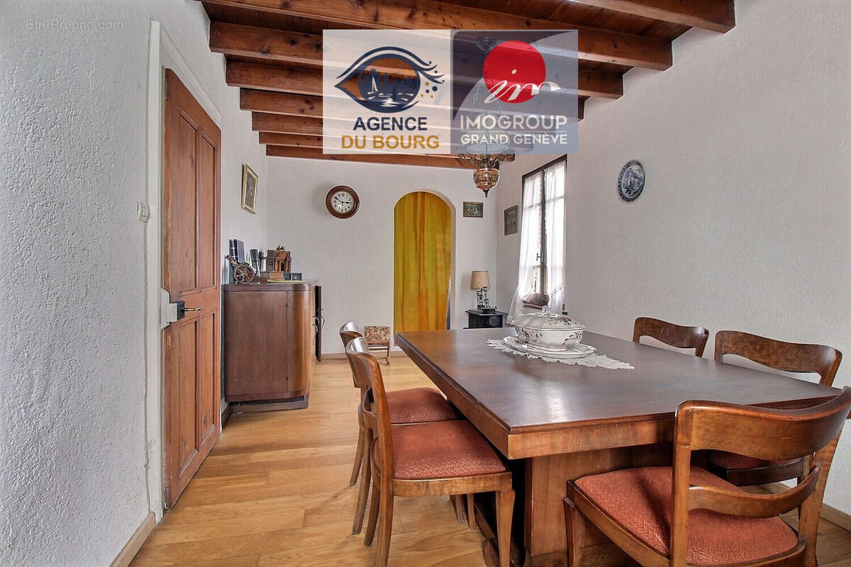 Maison à THUSY