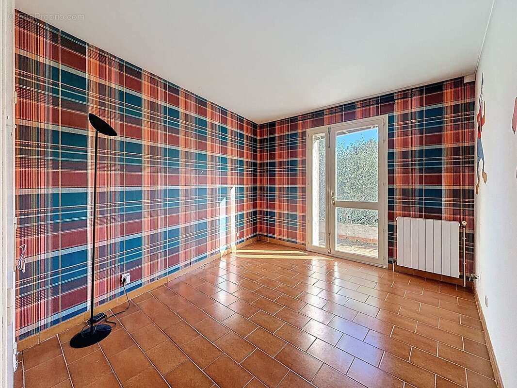 Maison à MEOUNES-LES-MONTRIEUX