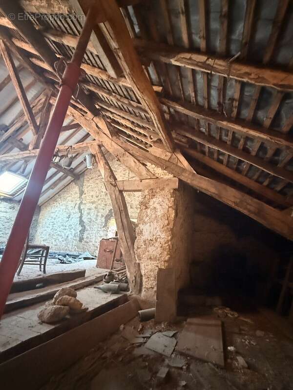 Ensemble de 2 maisons à restaurer + grange 26 500 € - photo 24
