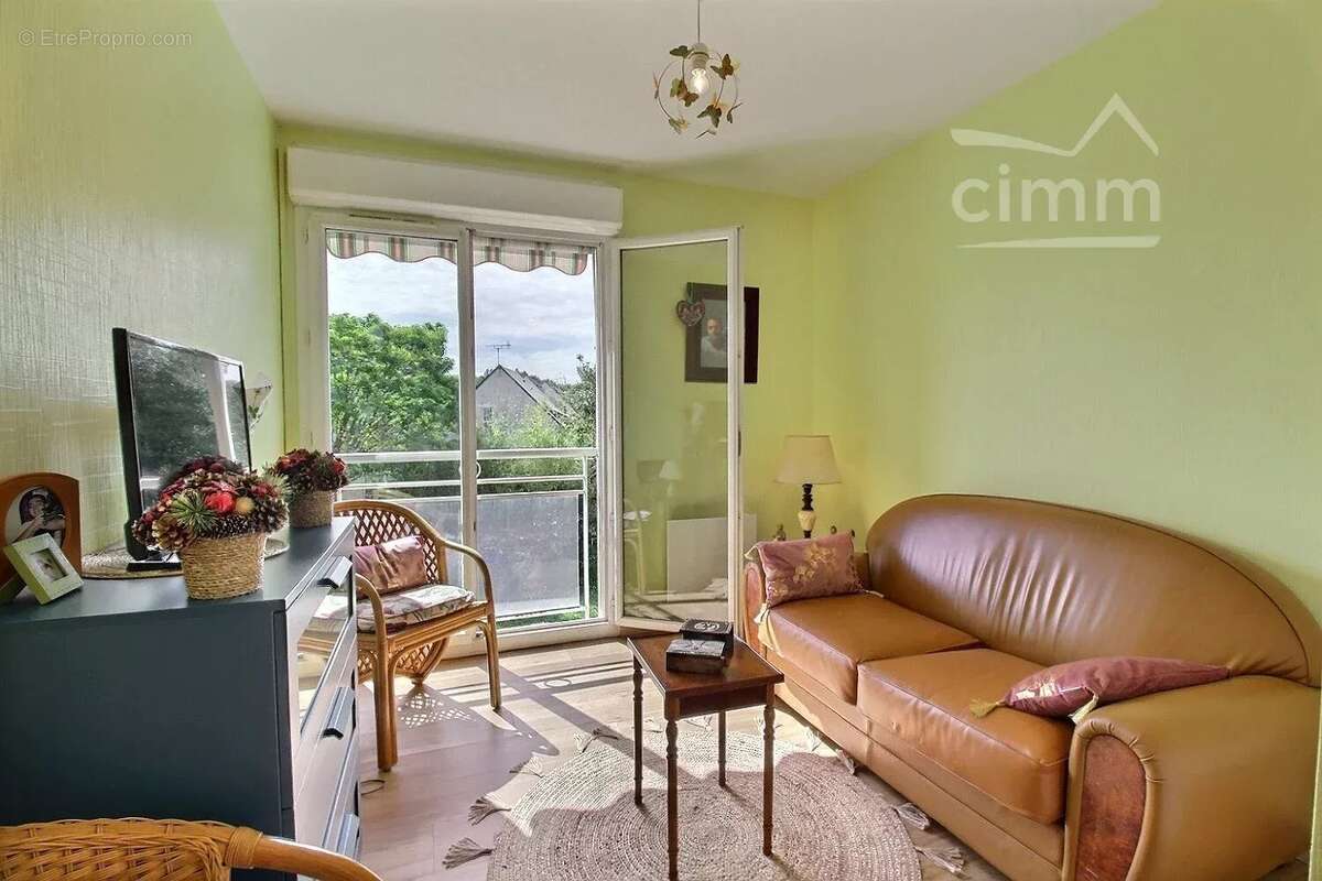 Appartement à BALLAN-MIRE