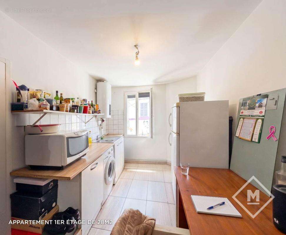 Appartement à MARSEILLE-3E