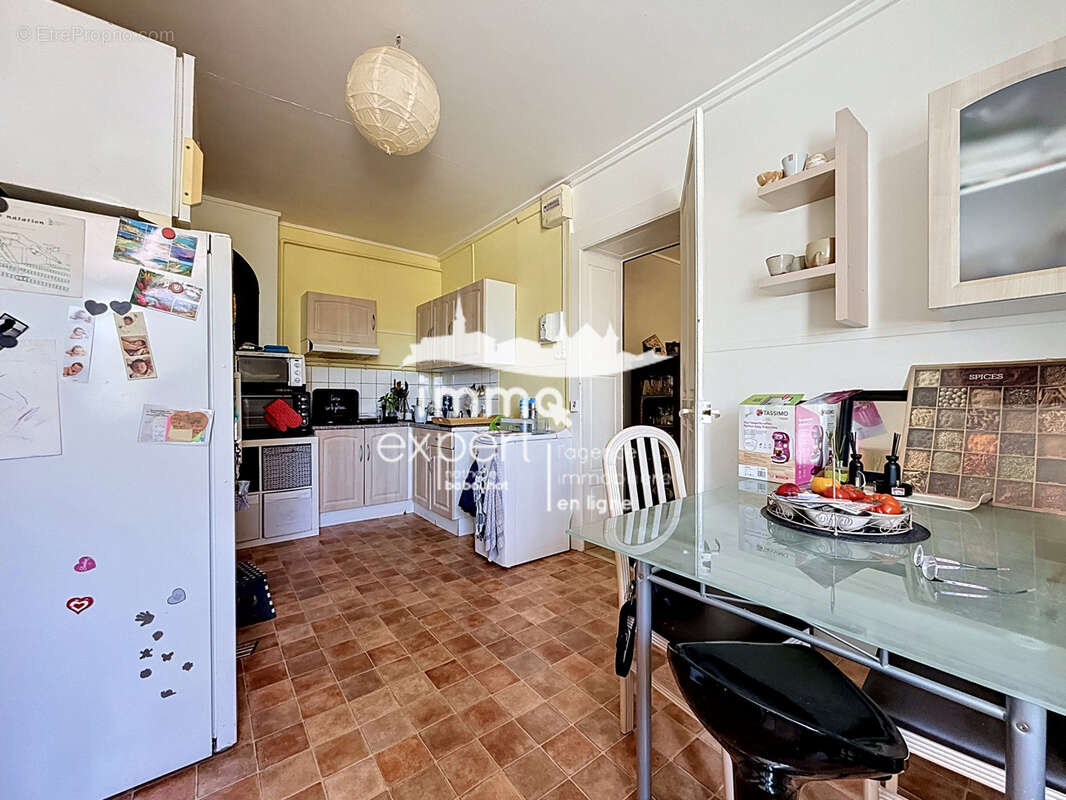 Appartement à MIRECOURT
