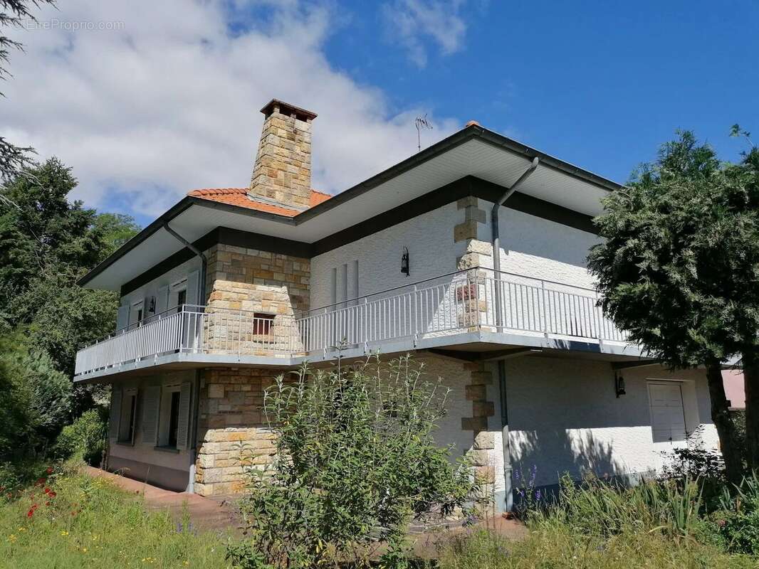 Maison à BRASSAC-LES-MINES