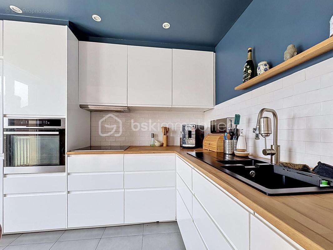 Appartement à NANTERRE