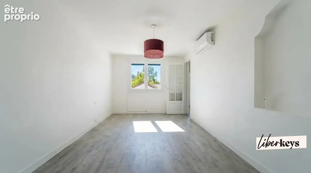 Maison familiale 223 m² avec jardin, terrasses, dépendance et garage – Villemomble - photo 7