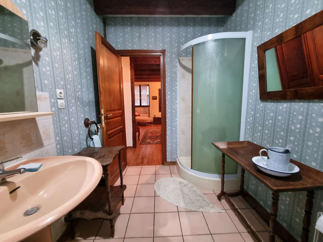 Appartement à CHATEAU-SALINS