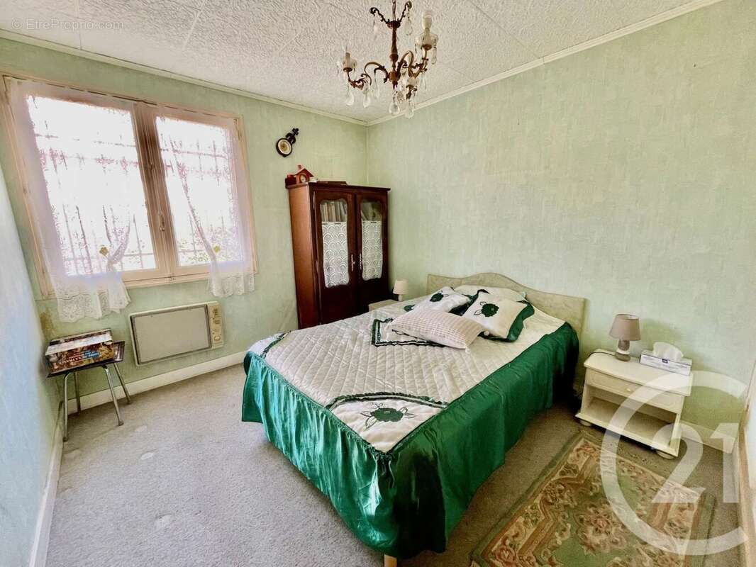 Maison à SAINT-GRATIEN