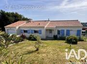 Photo 1 - Maison à POIROUX