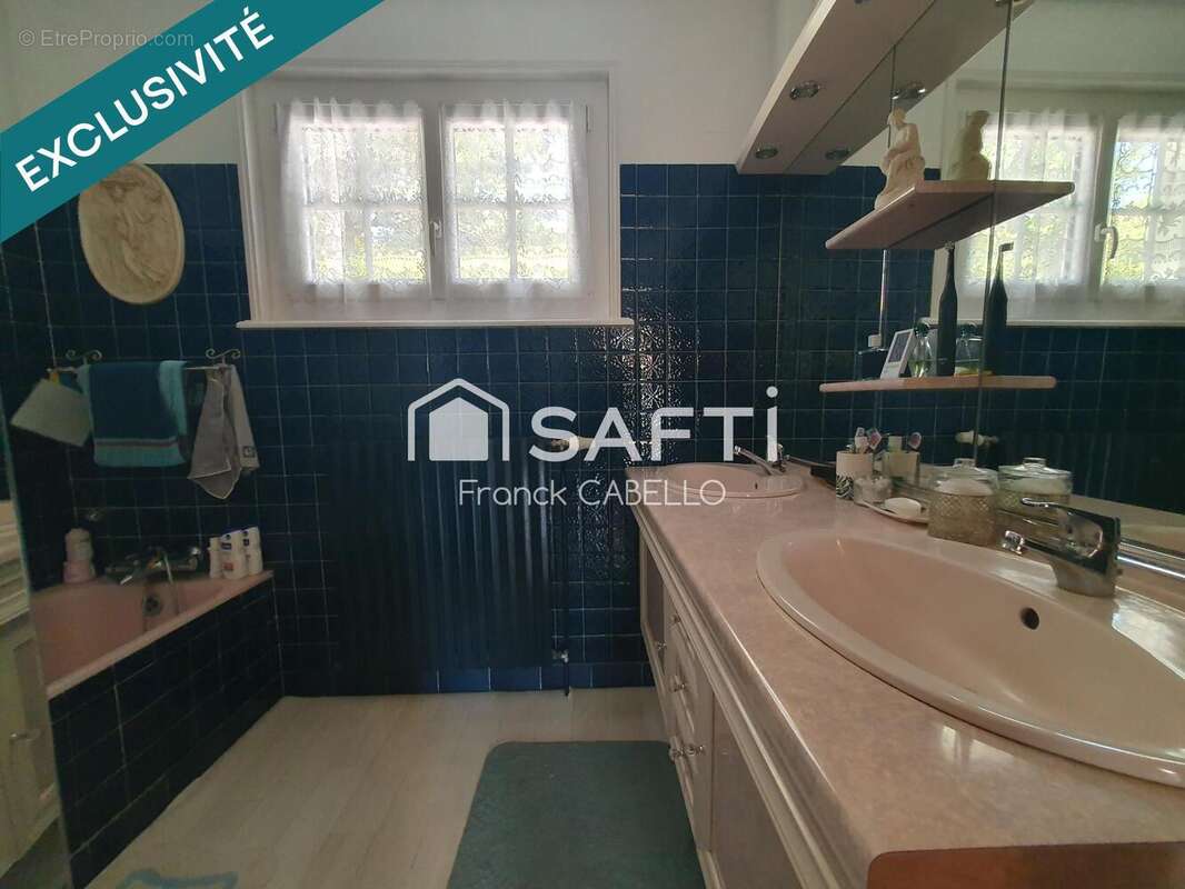 Maison 240 m² à Saint-Pourcain-Sur-Sioule  - photo 8