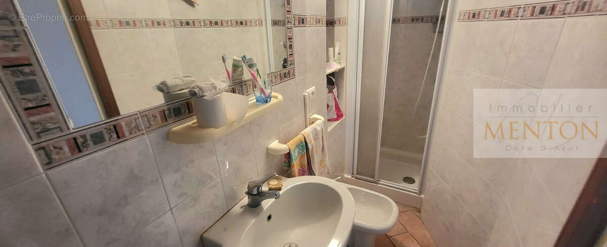 Appartement à MENTON