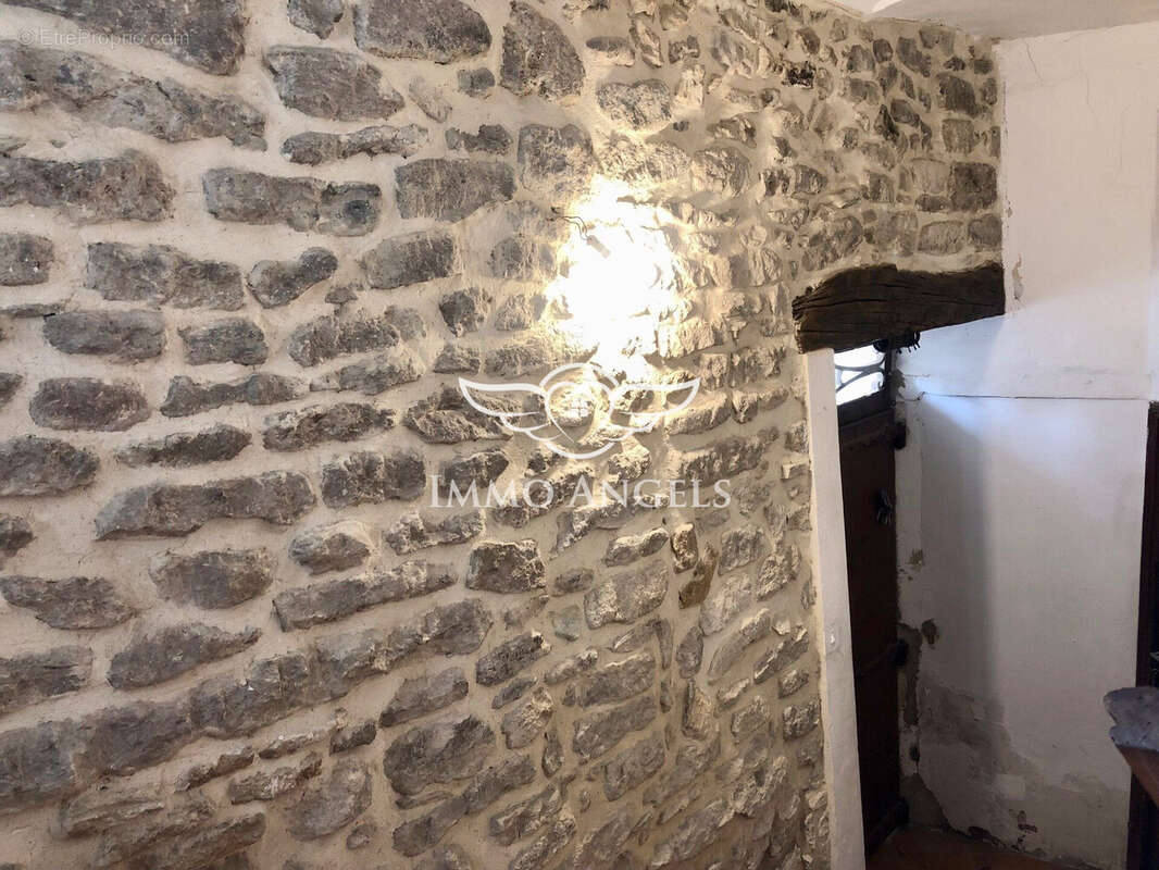 Maison 130 m² à Taulignan  - photo 5