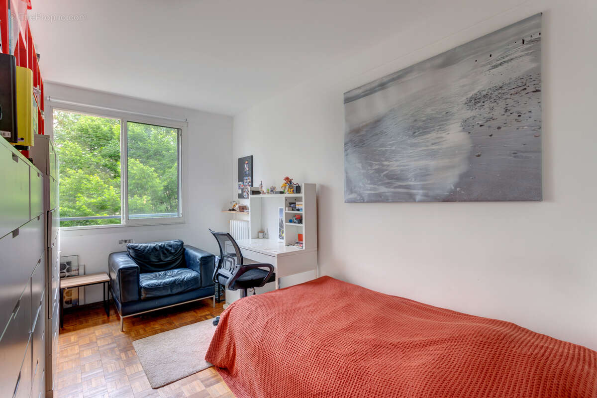 Appartement à VILLE-D'AVRAY