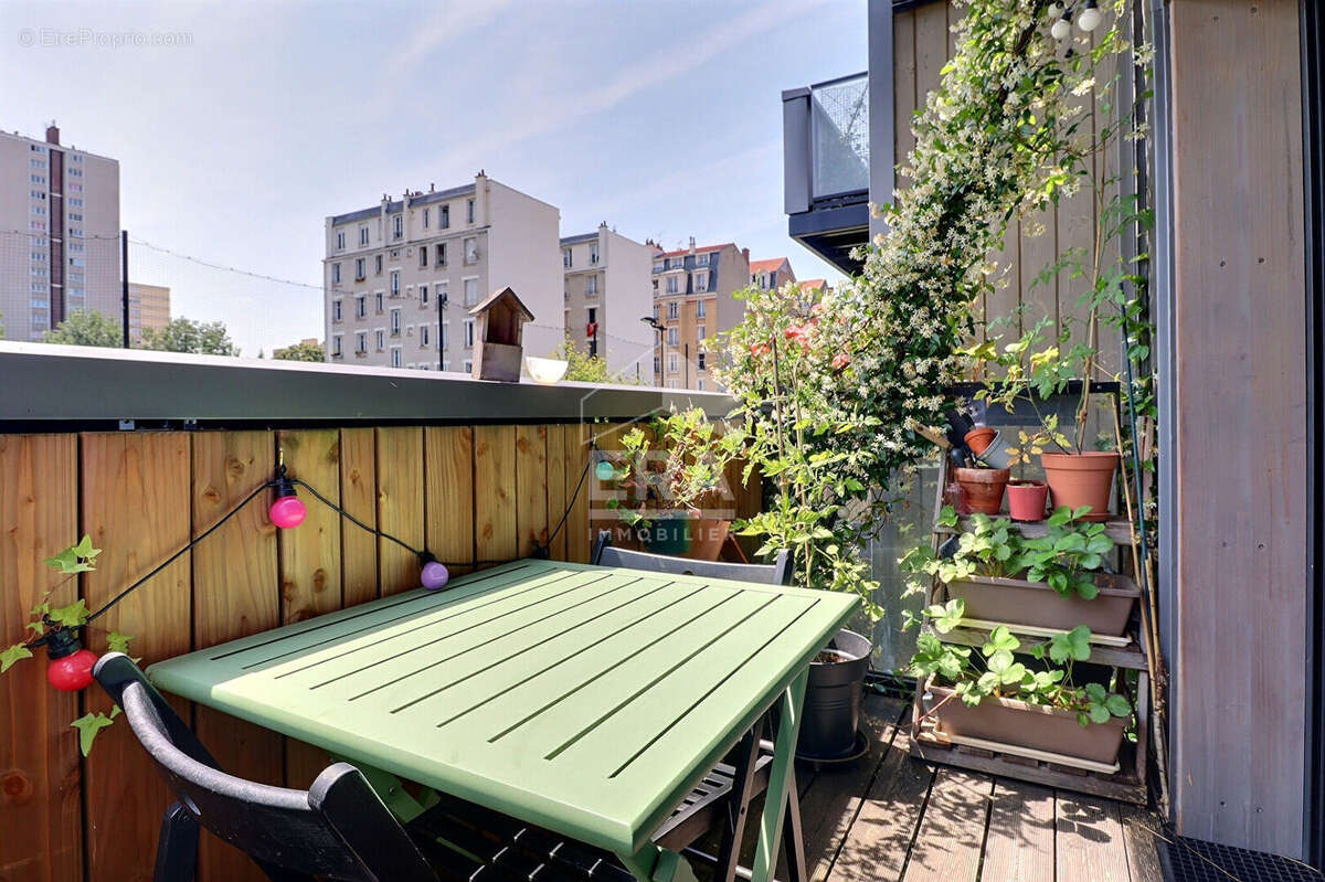 Appartement à AUBERVILLIERS