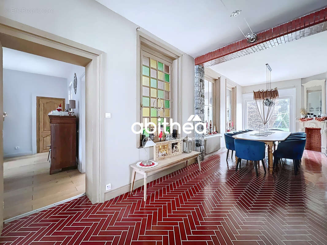 Maison à ENGLEFONTAINE