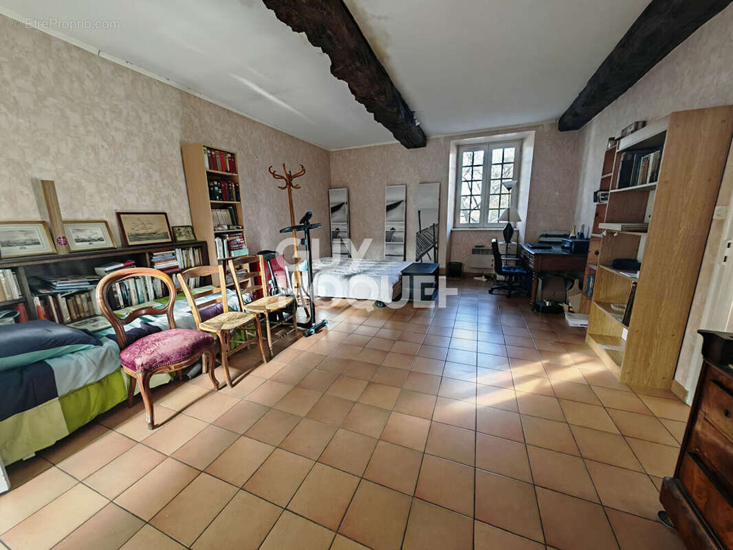 Maison à DOL-DE-BRETAGNE