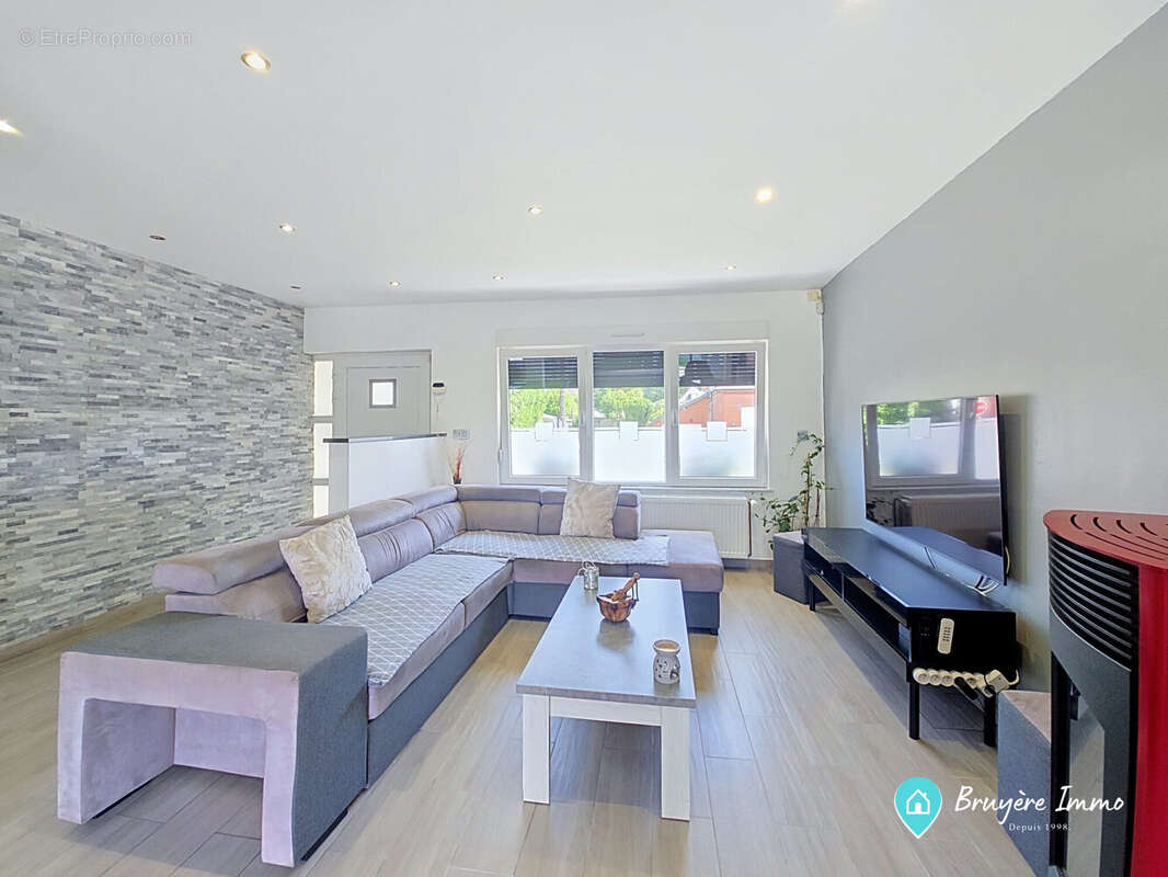 Maison 85 m² à Neuf-Mesnil  - photo 4
