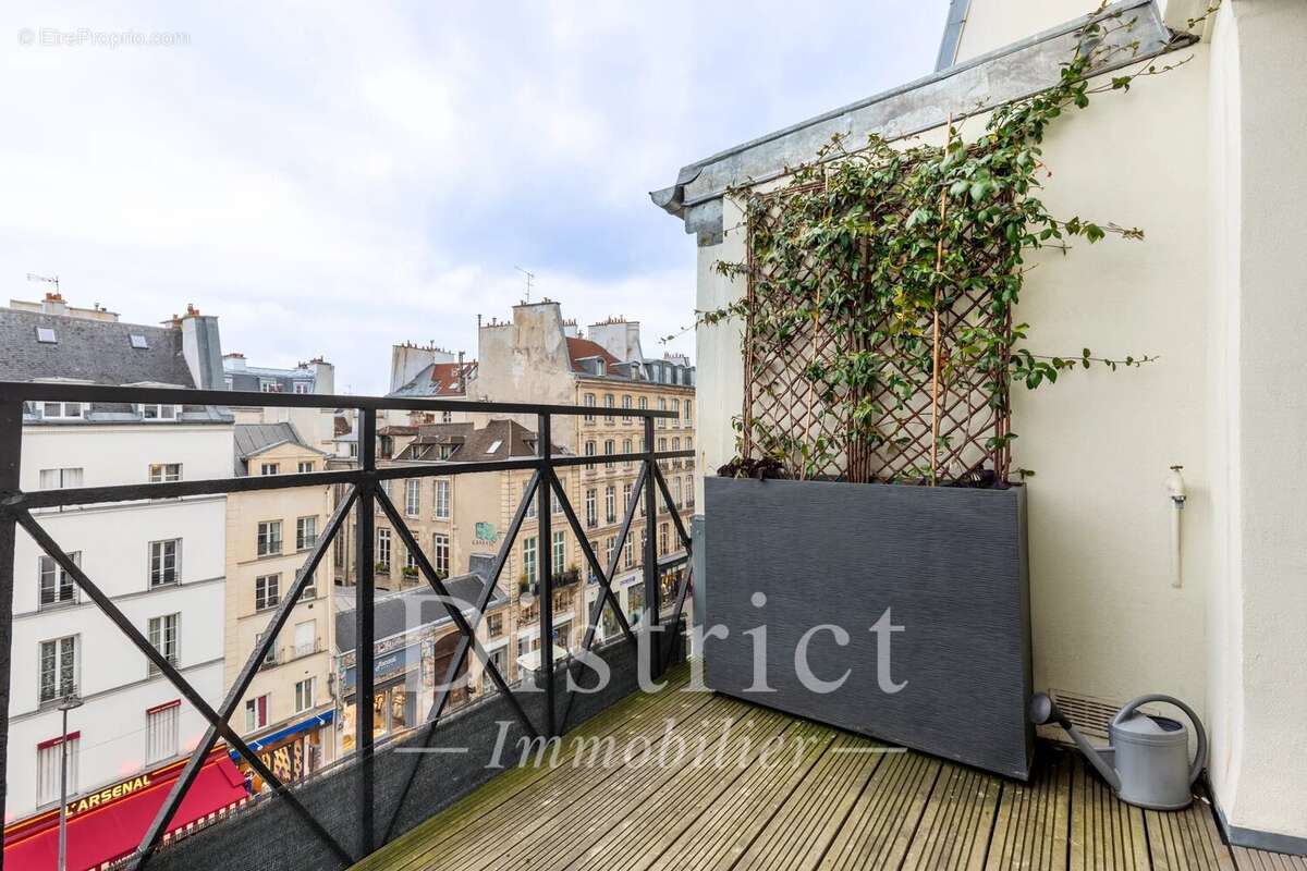 Appartement à PARIS-4E