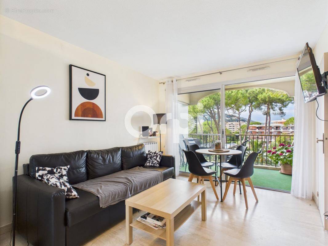 Appartement à MANDELIEU-LA-NAPOULE