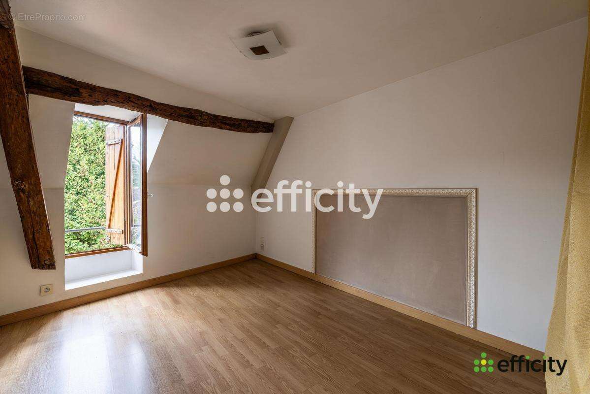 Maison 80 m² à Mello  - photo 8