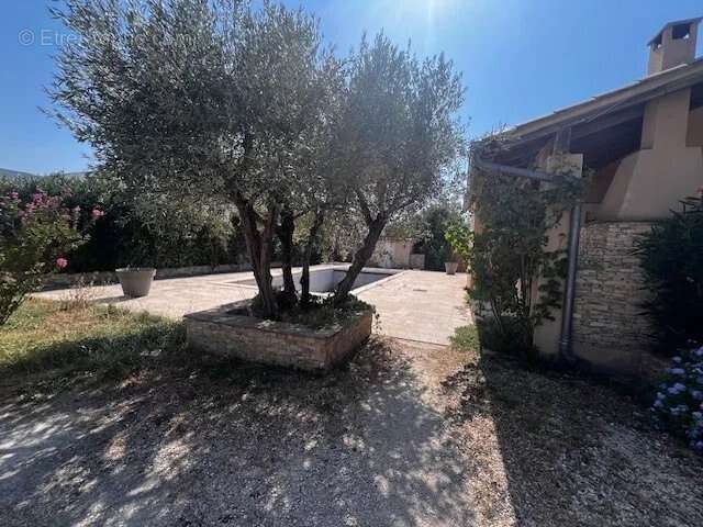 Maison à MARGUERITTES